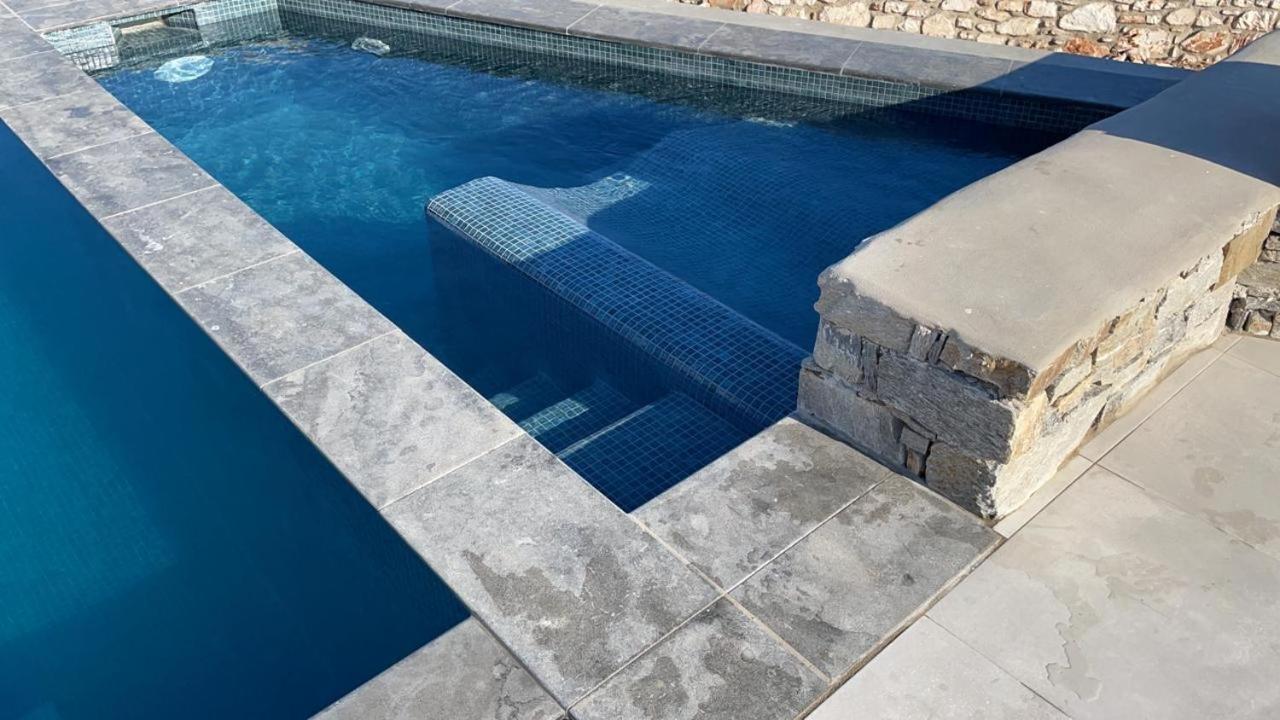 Paros-Memories-Neubau-Villen, Sportpool Aspro Chorio Екстер'єр фото